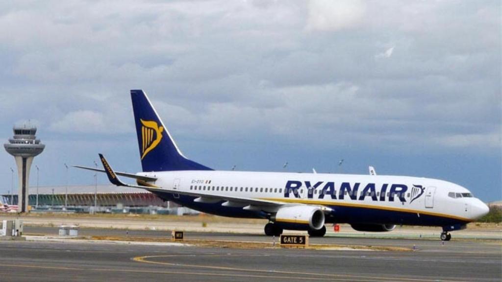 Valladolid-ryanair-vuelos-sevilla-avion