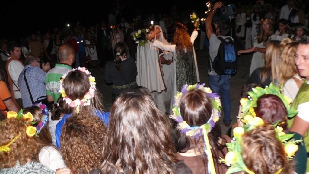 Uno de los momentos más emotivos de la ceremonia celta en la playa