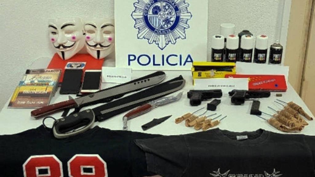 FOTO: Los efectos incautados en los registros.