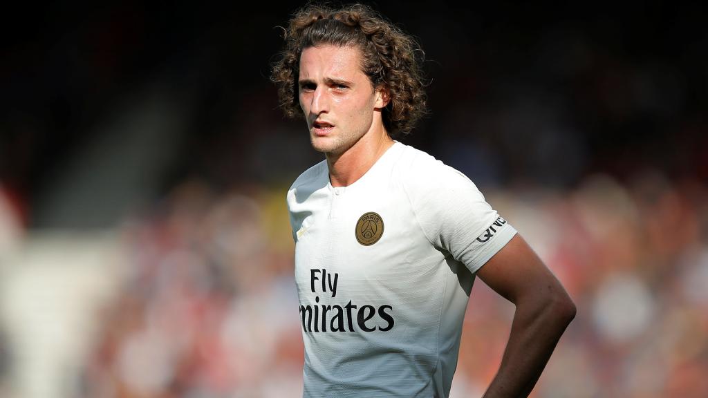 Rabiot durante el partido del PSG ante el Guingamp