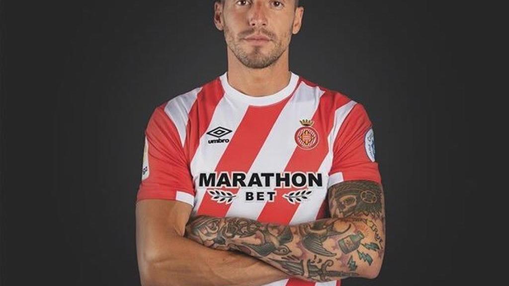 Aday Benítez con la camiseta del Girona. Foto: Twitter (@adaybenitez)