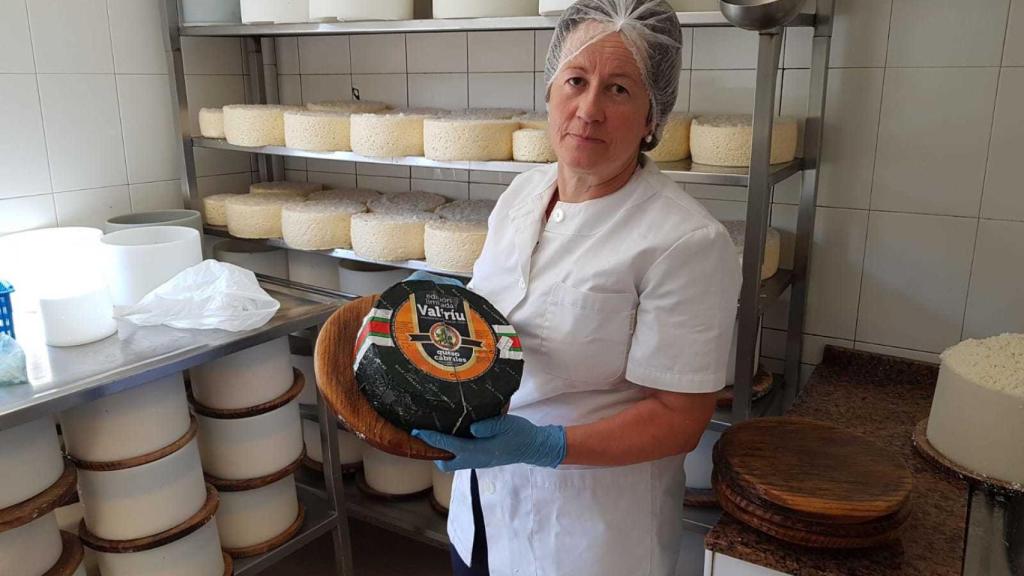 El queso, alcanzó los 14.300 euros en la subasta