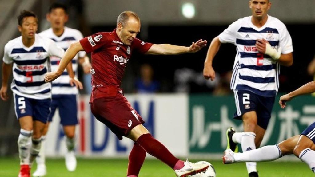Iniesta, en el partido ante el Yokohama.