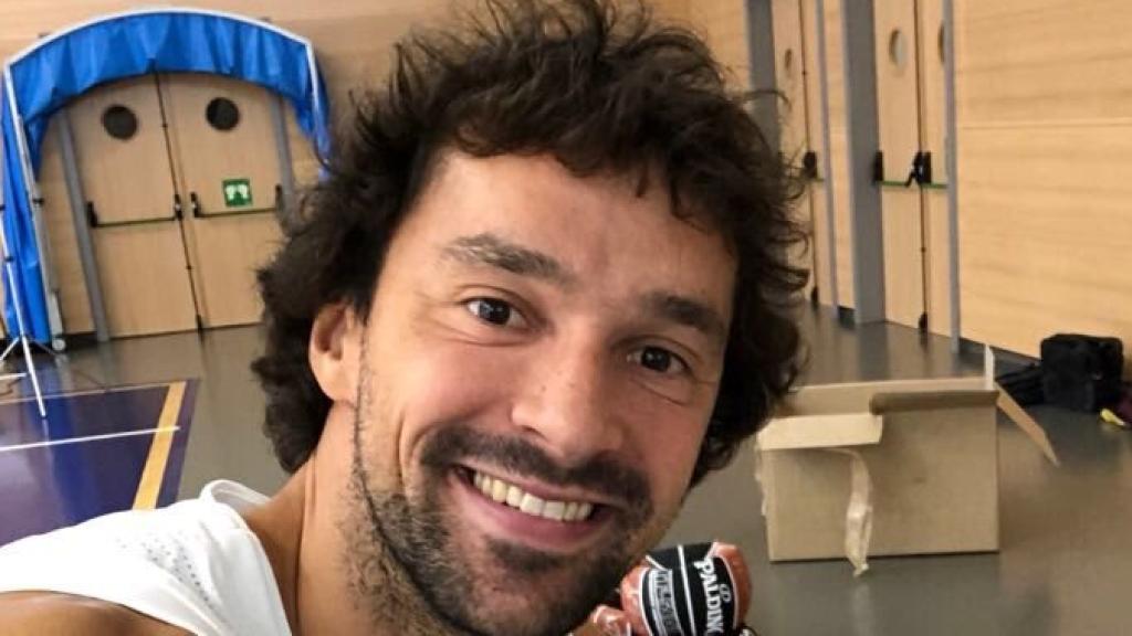 Llull desvela la nueva equipación del Real Madrid de Baloncesto