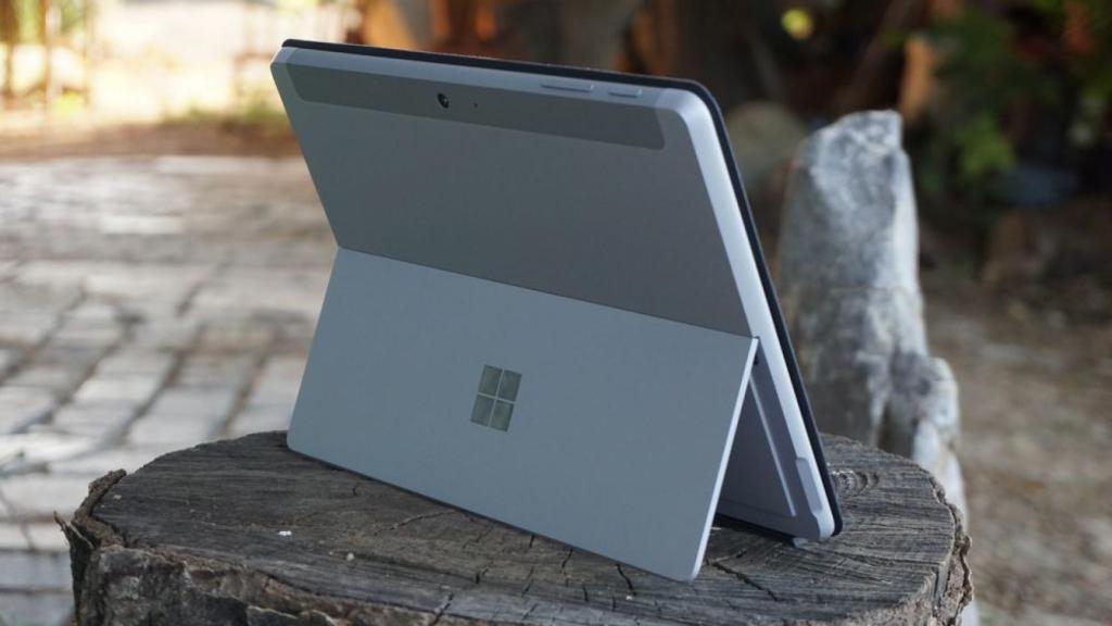 Microsoft-surface-go-002