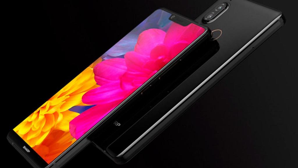 Sharp vuelve a Europa con tres móviles y un problema