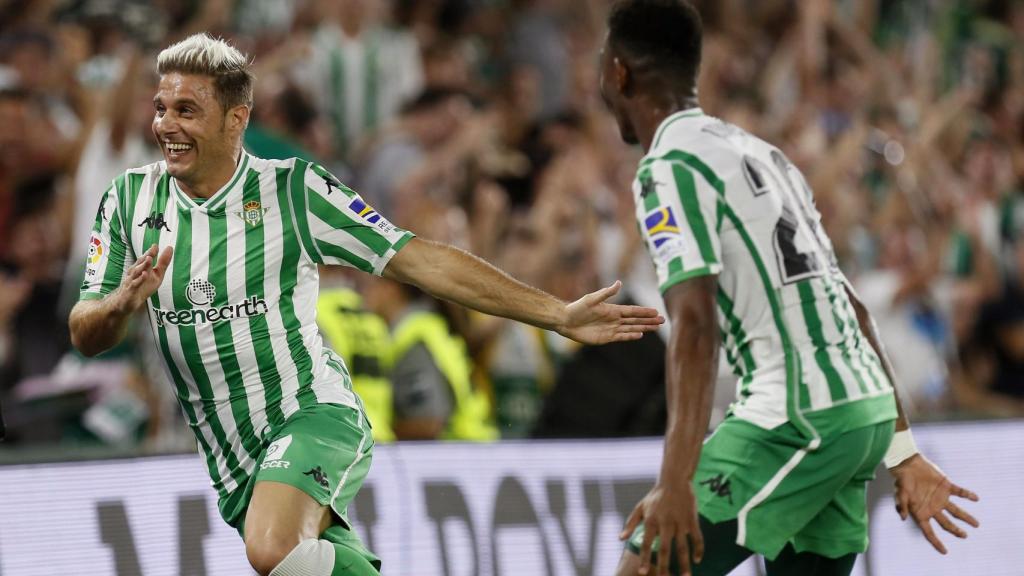 Joaquín celebra el gol anotado frente al Sevilla.