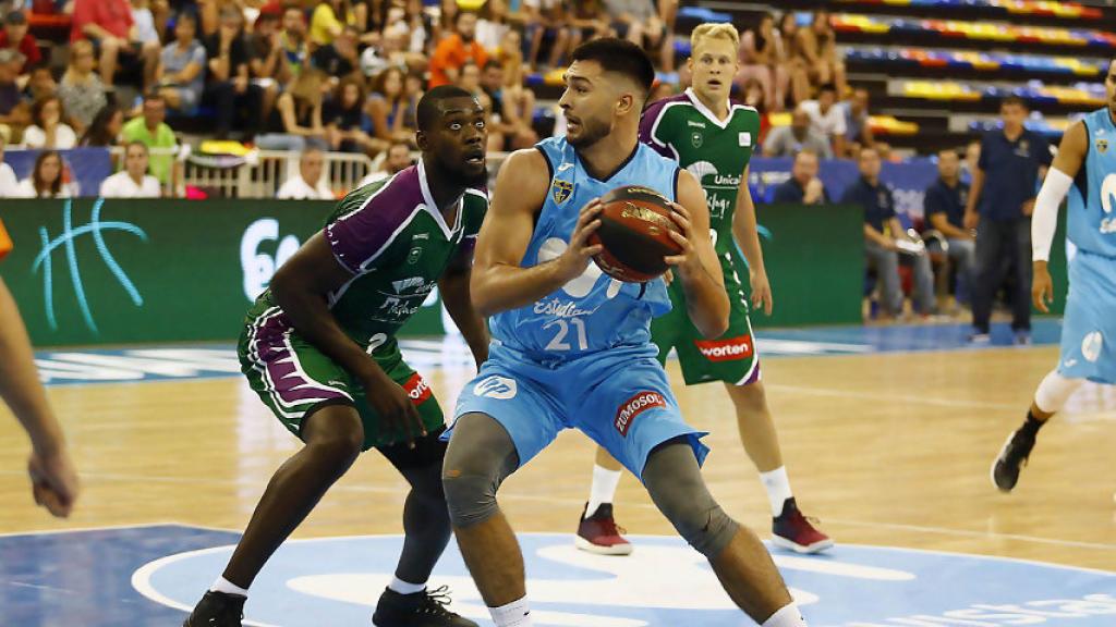 Partido de pretemporada entre Estudiantes y Unicaja. Foto: acb.com