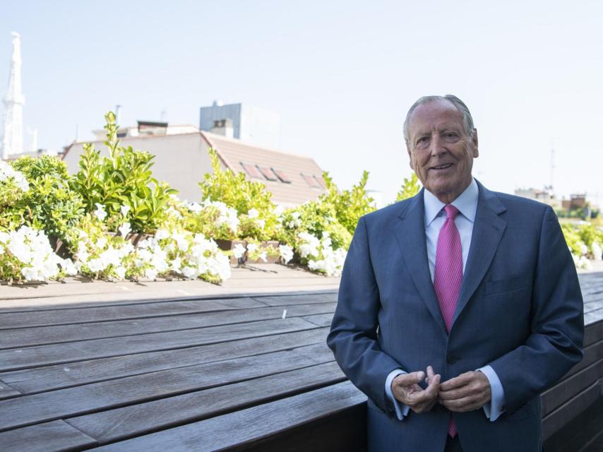 Álvarez del Manzano fue alcalde de Madrid tres legislaturas consecutivas, todas con mayoría absoluta.