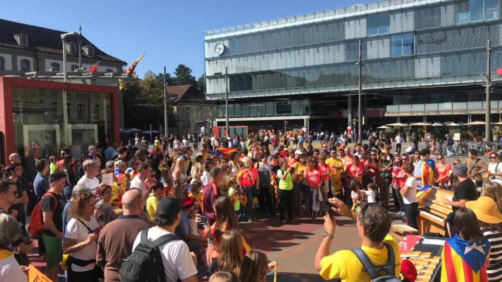 Manifestación independentista en Berna a la que ha asistido Rovira.