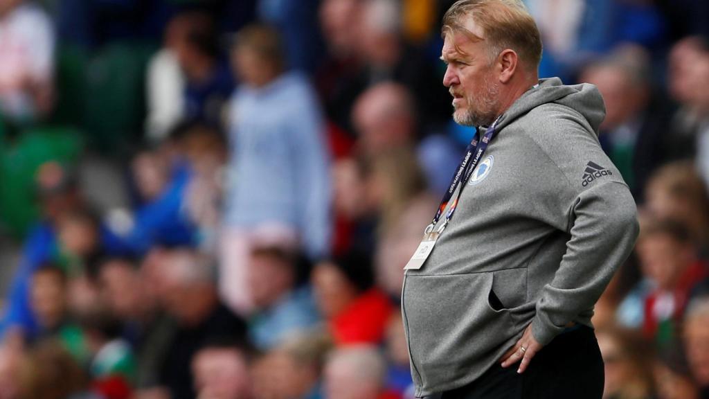 Prosinecki dirigiendo a Bosnia.