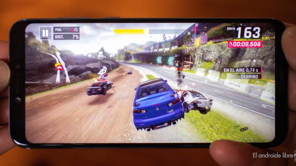 Huawei responde al escándalo de los benchmarks con una nueva función para sus móviles