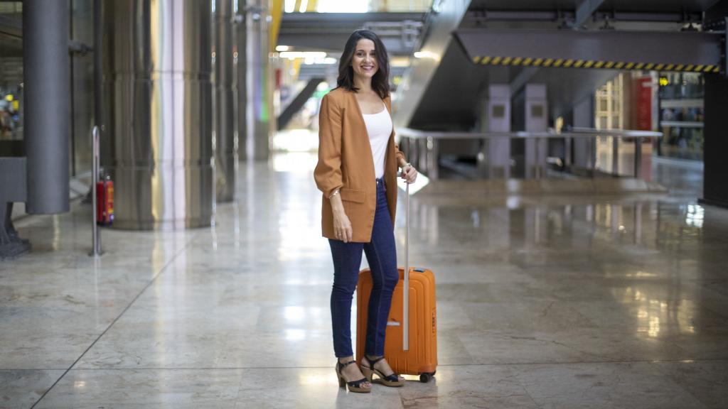 Inés Arrimadas acusa a PP y PSOE de criminalizar a Ciudadanos.
