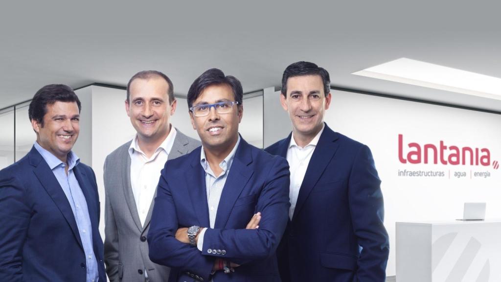 De izquierda a derecha,  el nuevo equipo de Lantania: Luis Manuel Corrales, José Alberto Carrasco, Federico Ávila y Andrés Álvarez.