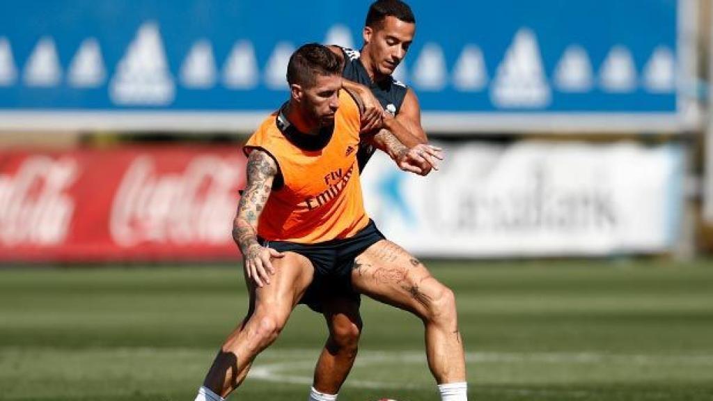 Sergio Ramos y Lucas Vázquez en el entrenamiento
