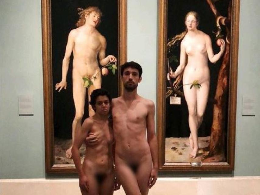 Adrián Pino y Jet Brühl, los autores del desnudo, ya intentaron la misma acción hace dos años.