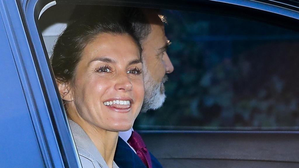 La reina Letizia a su llegada al colegio de las infantas.
