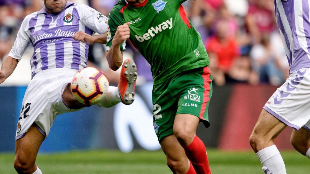 Las mejores imágenes del Valladolid - Deportivo Alavés