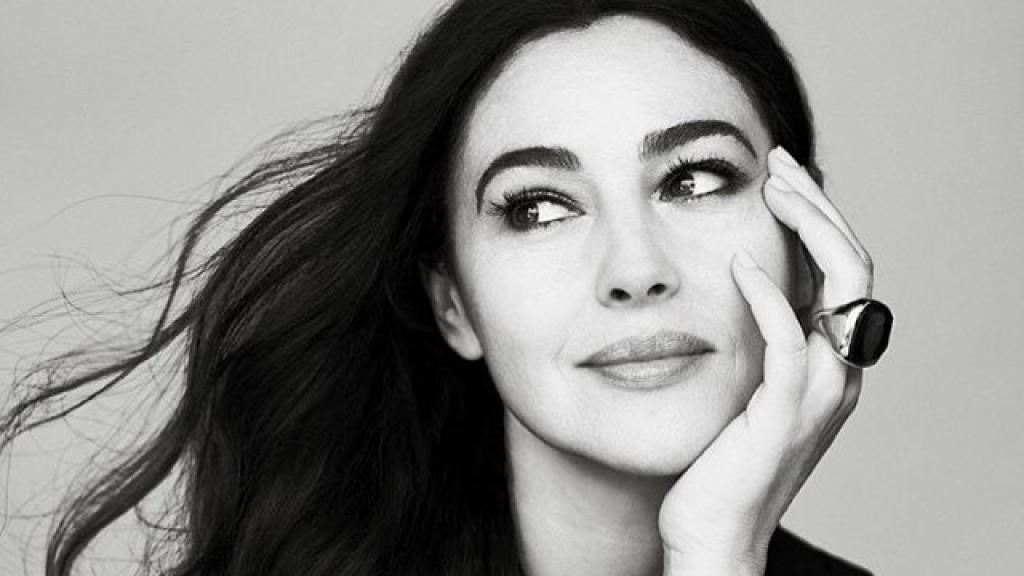 Monica Bellucci sigue mostrándose segura de sí misma.