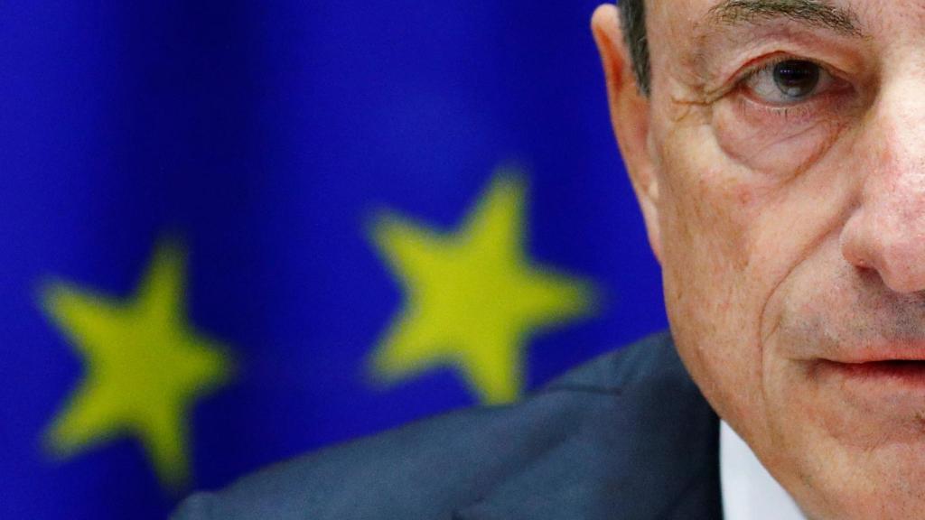 Los datos aumentan la presión sobre el presidente del BCE, Mario Draghi