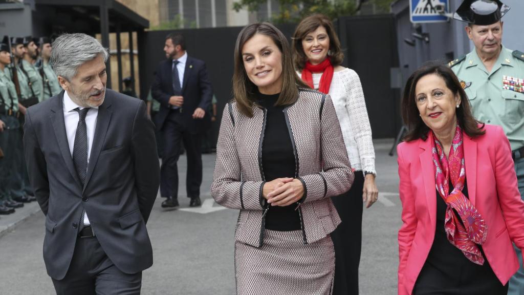 La reina Letizia y los ministros de Justicia y Defensa.
