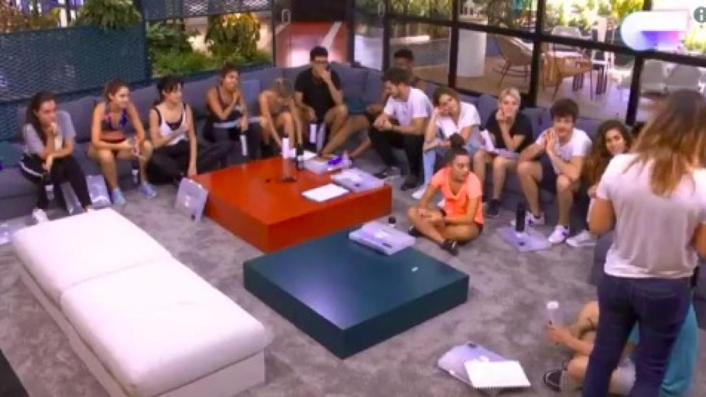 El momento en el que Dave y Noemí Galera se cagan en la Falange.