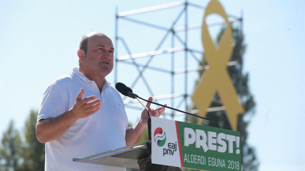El presidente del EBB del PNV, Andoni Ortuzar, en un acto este domingo.