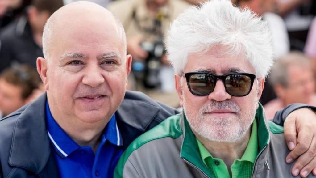Agustín y Pedro Almodóvar.