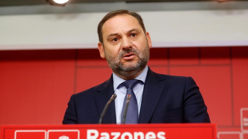 José Luis Ábalos, número 3 del PSOE, en su comparecencia de este lunes.