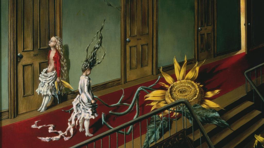 Eine Kleine Nachtmusik, de Dorothea Tanning. Adquisición con ayuda del Art Fund y el American Fund for the Tate Gallery.