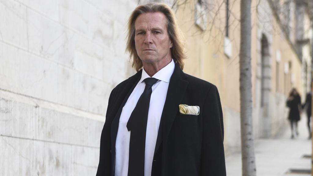 Pocholo Martínez-Bordiú en el tanatorio su tía, Carmen Franco.