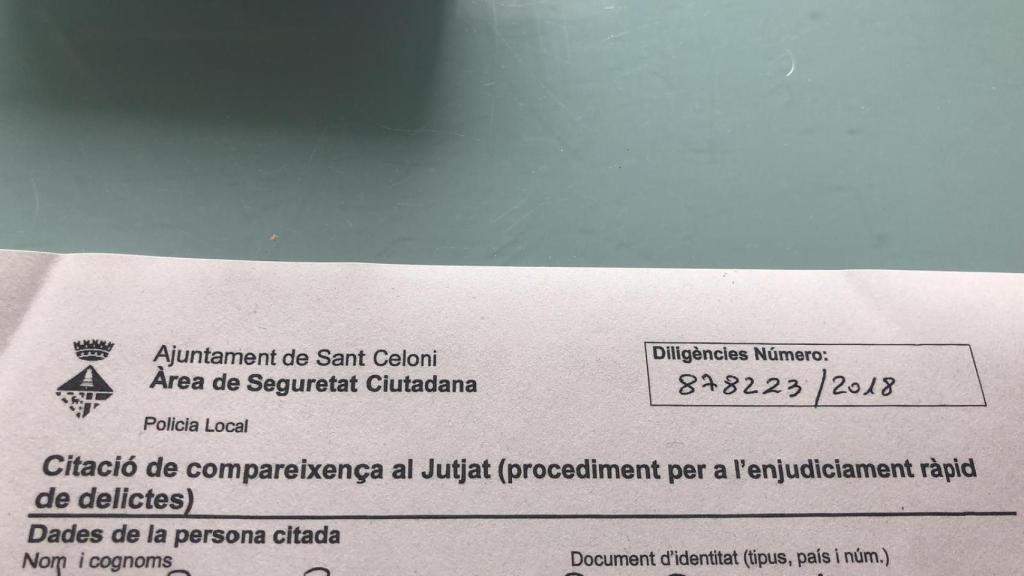 La citación judicial llegó al día siguiente