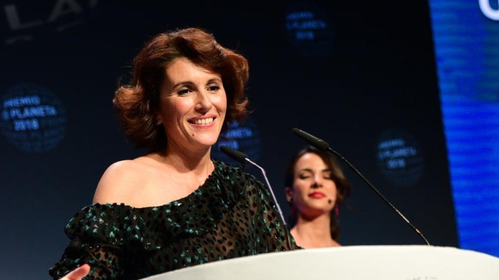 Ayanta Barilli, finalista del Premio Planeta 2018 por 'Un mar violeta oscuro'.