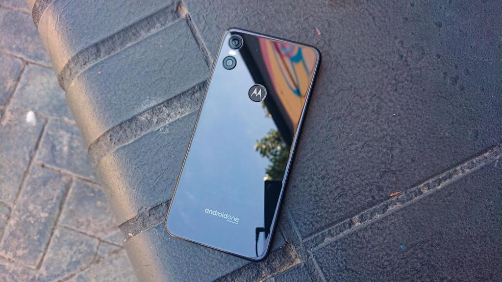 Análisis del Motorola One: más Android One, menos Motorola