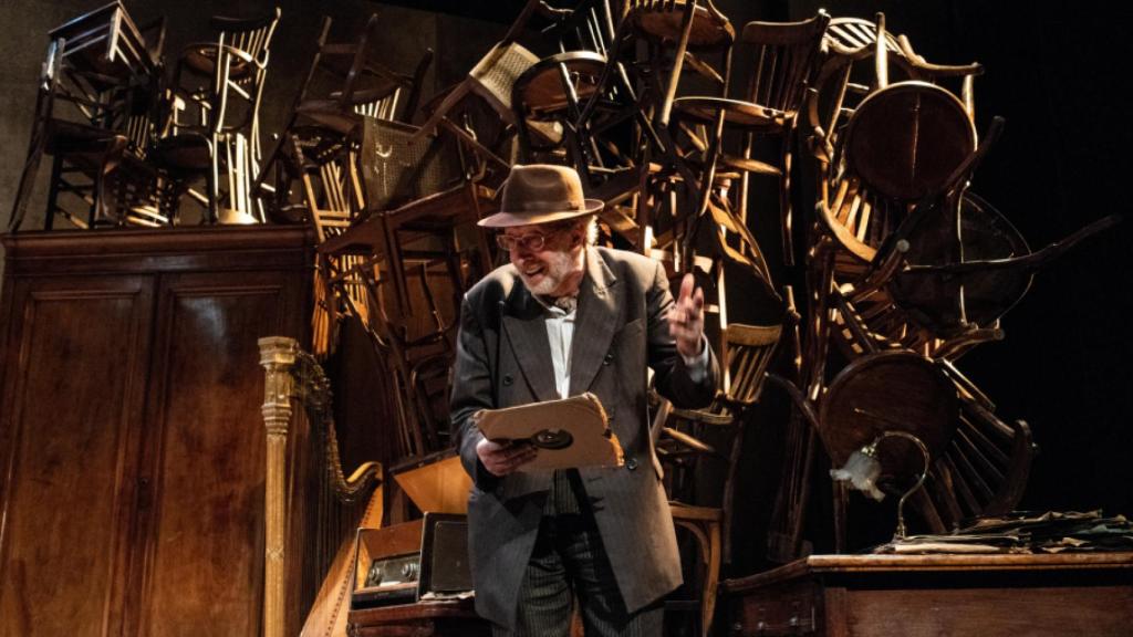 Un momento de El precio.