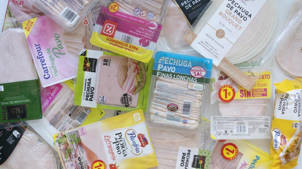 Así es el pavo que compras en el supermercado: ni es pavo ni es sano