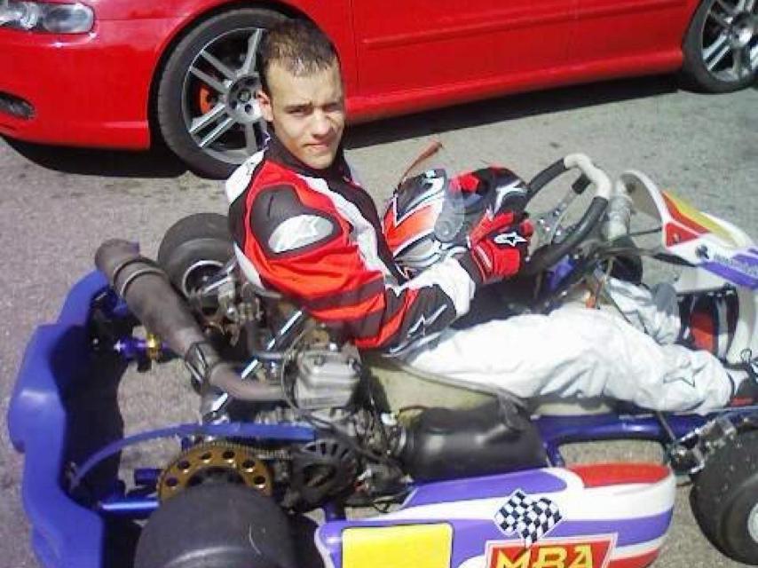 A Iván le gustaba competir en este tipo de coches de carreras.