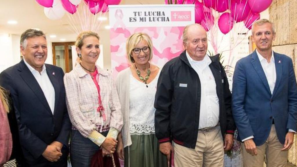 El rey y la infanta en una cena solidaria.