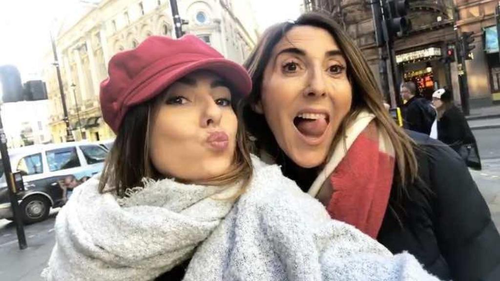 Paz Padilla y Anna Ferrer en Londres.