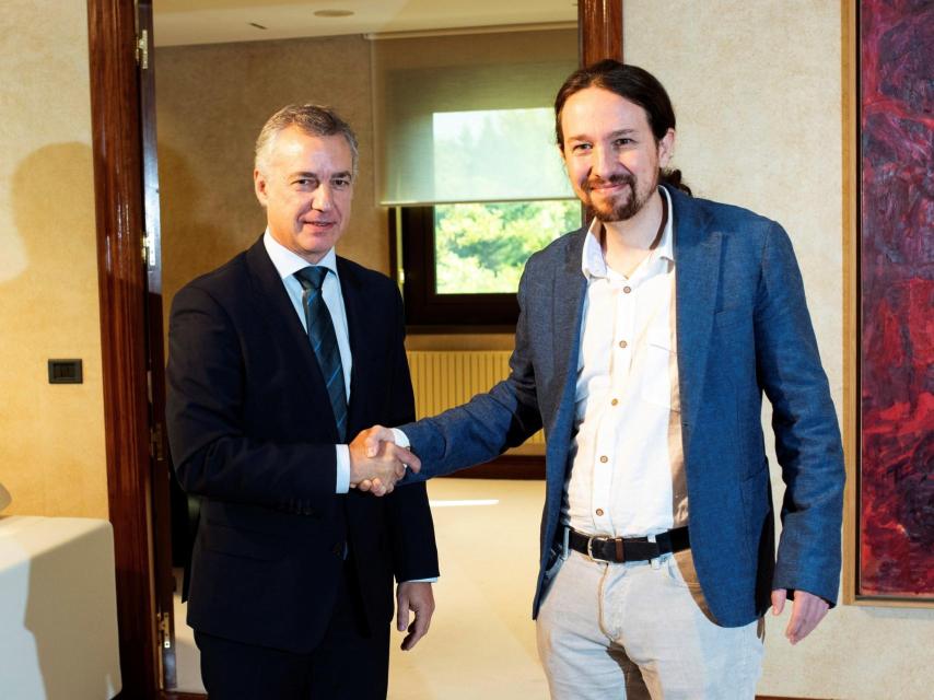 Iñigo Urkullu y Pablo Iglesias en la sede del Gobeirno vasco en Vitoria.