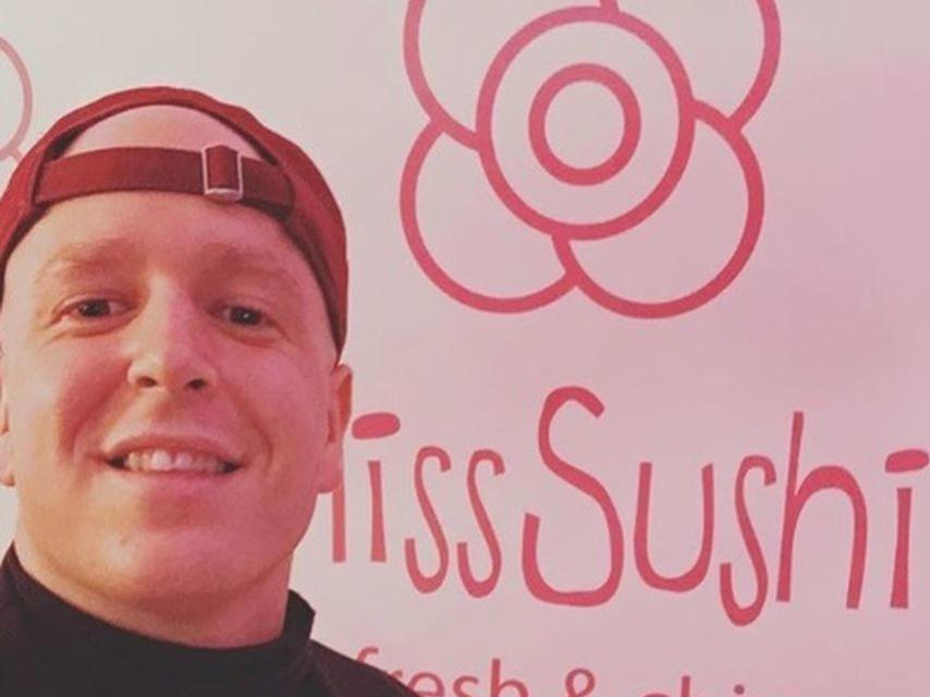 Álex durante el acto de su reaparición.