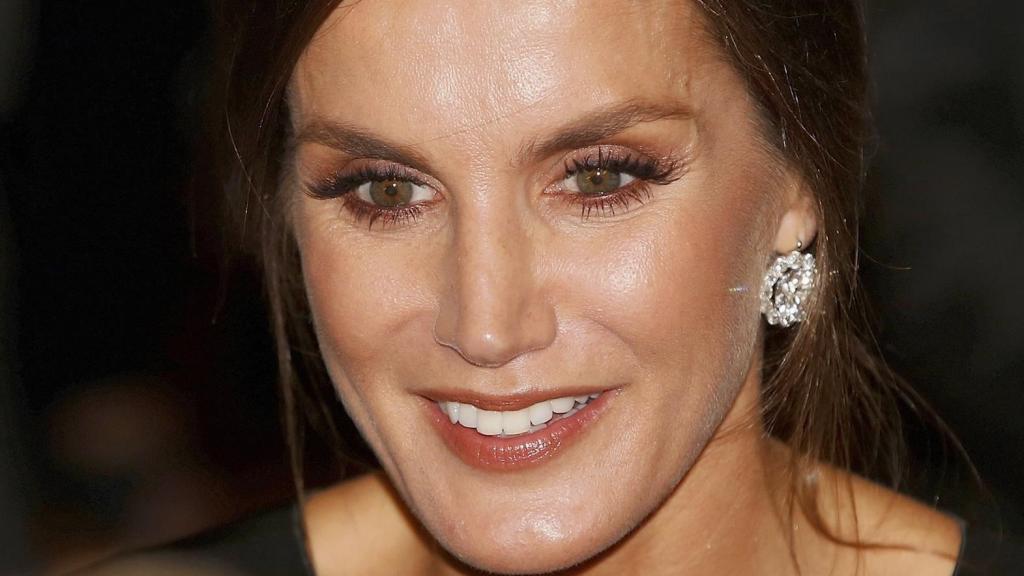 La reina Letizia con extensiones de pestañas.