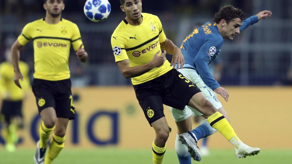 Achraf frente al  Atlético de Madrid