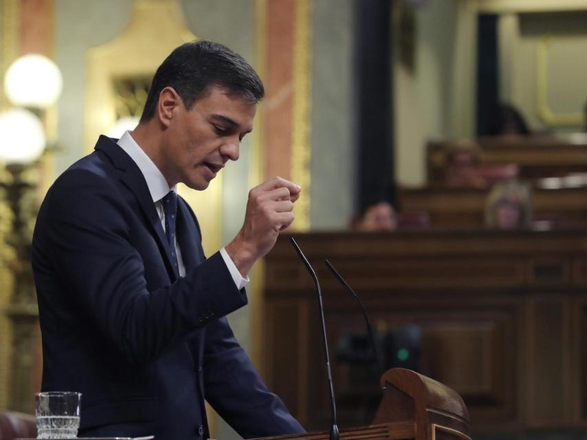 Pedro Sánchez en la sesión de control de este miércoles en el Congreso