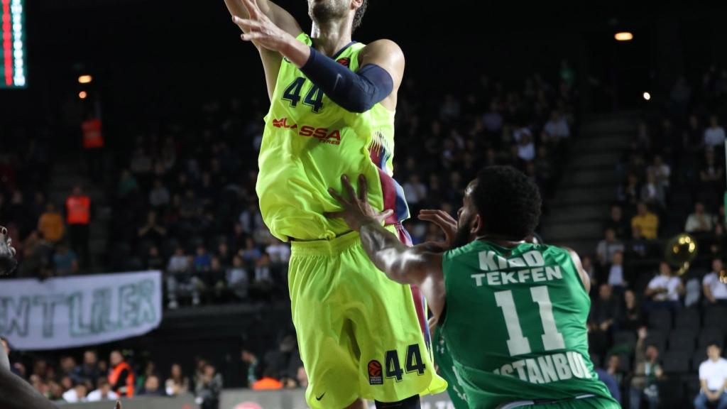 Darussafaka vs Barcelona