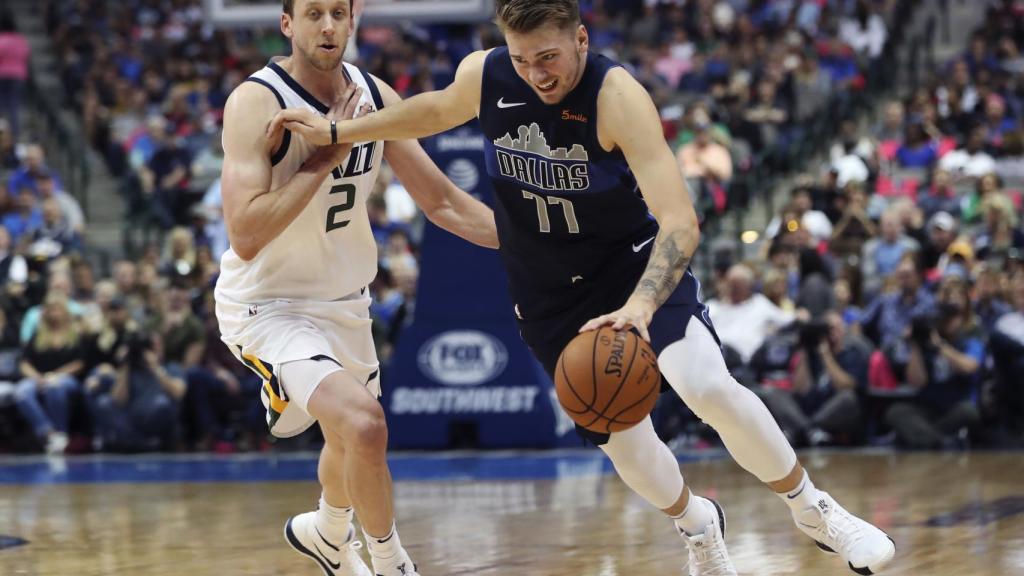 Luka Doncic ante los Utah Jazz