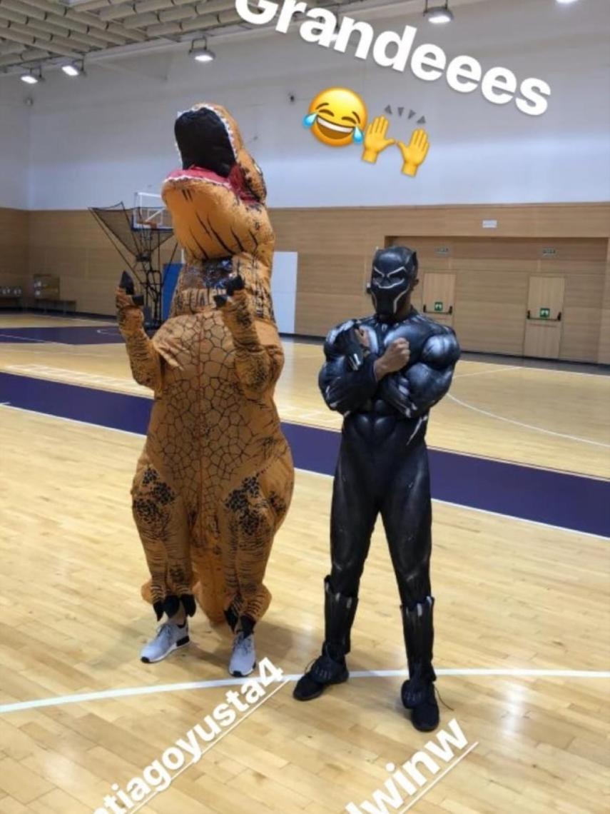 Yusta y Pantzar disfrazados