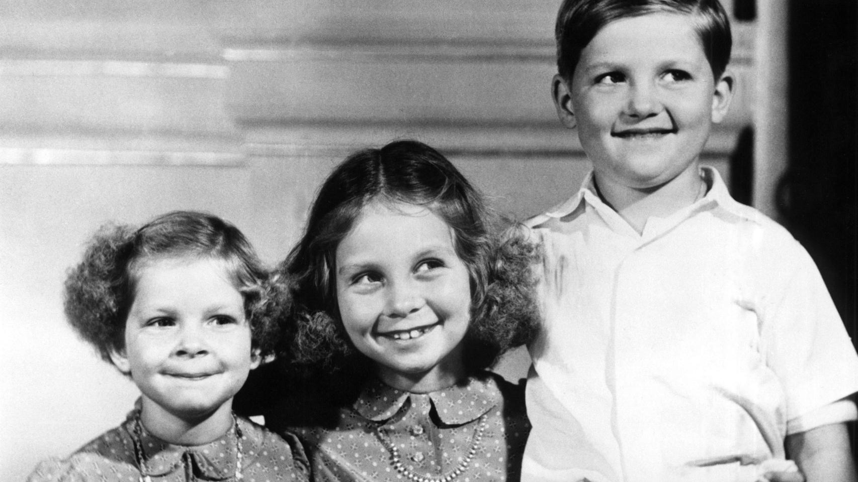 La vida de la reina Sofía, en 80 imágenes