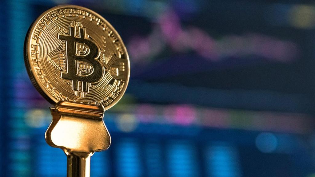 El bitcoin es una alternativa más barata, más eficiente y global frente a las monedas tradicionales.