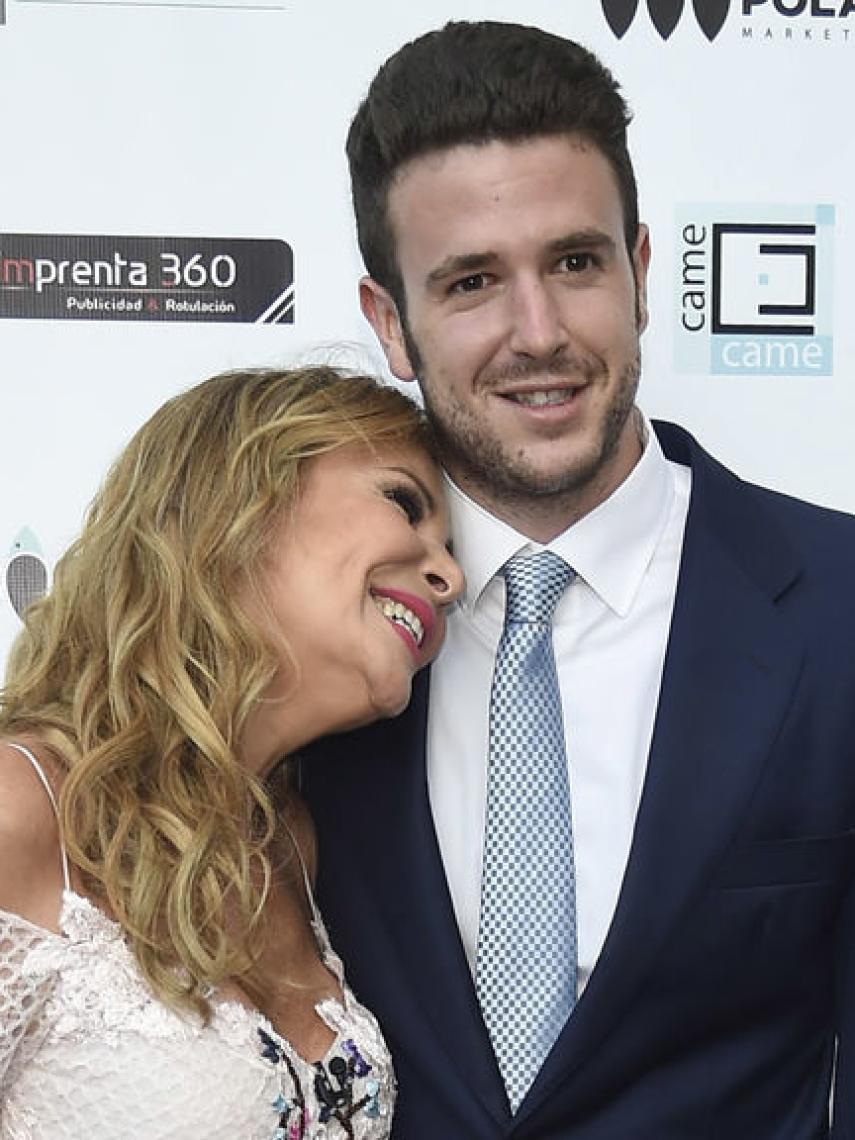 Ana Obregón, involucrada en la lucha de su hijo.